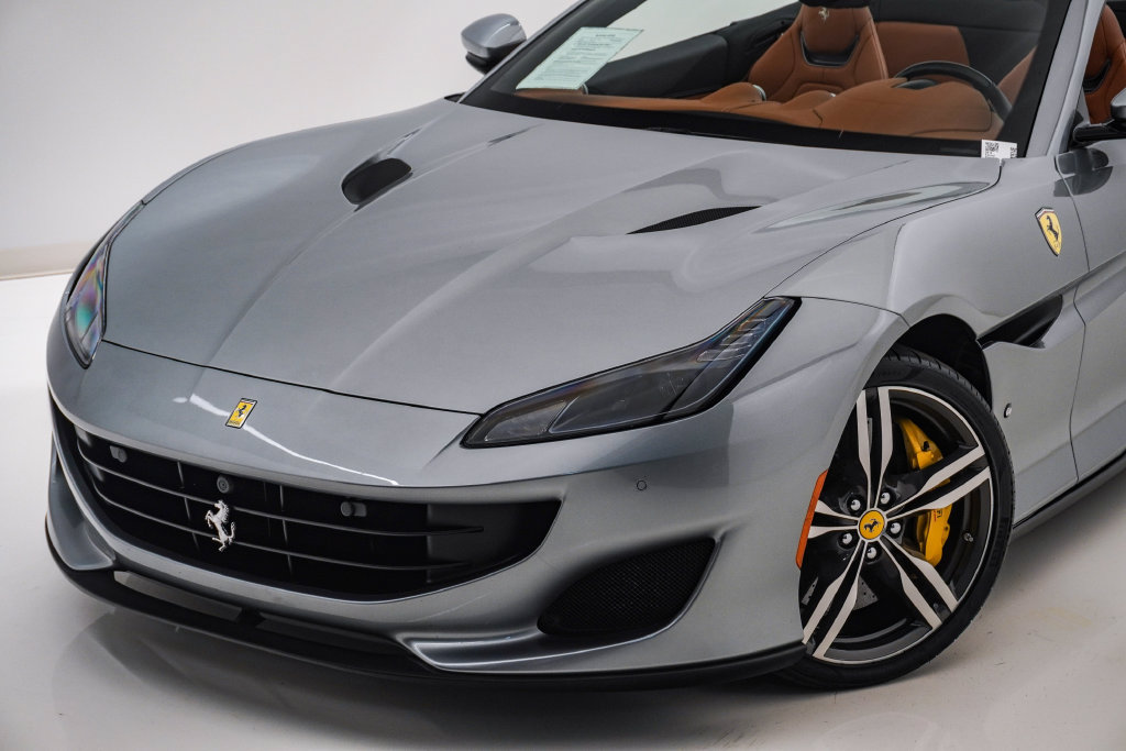 Used 2019 Ferrari Portofino RWD image 4