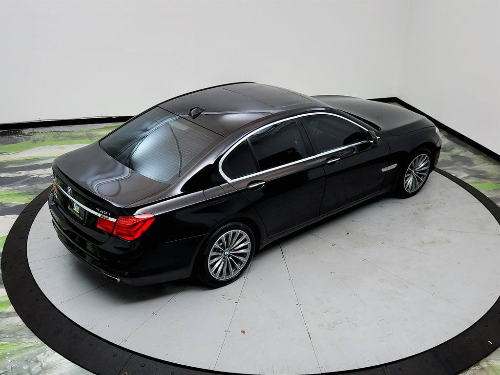 Used 2012 BMW 740i RWD image 33