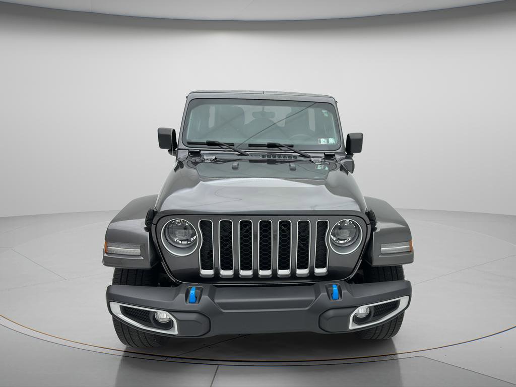 Used 2023 Jeep Wrangler Unlimited Sahara w/ Cold Weather Group AWD/4WD image 2