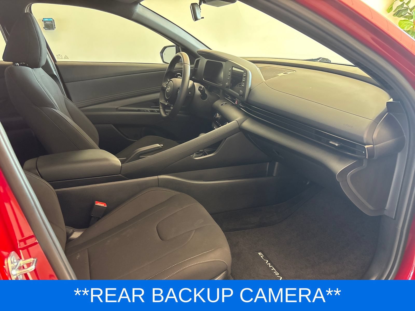 Used 2025 Hyundai Elantra Sport FWD image 7