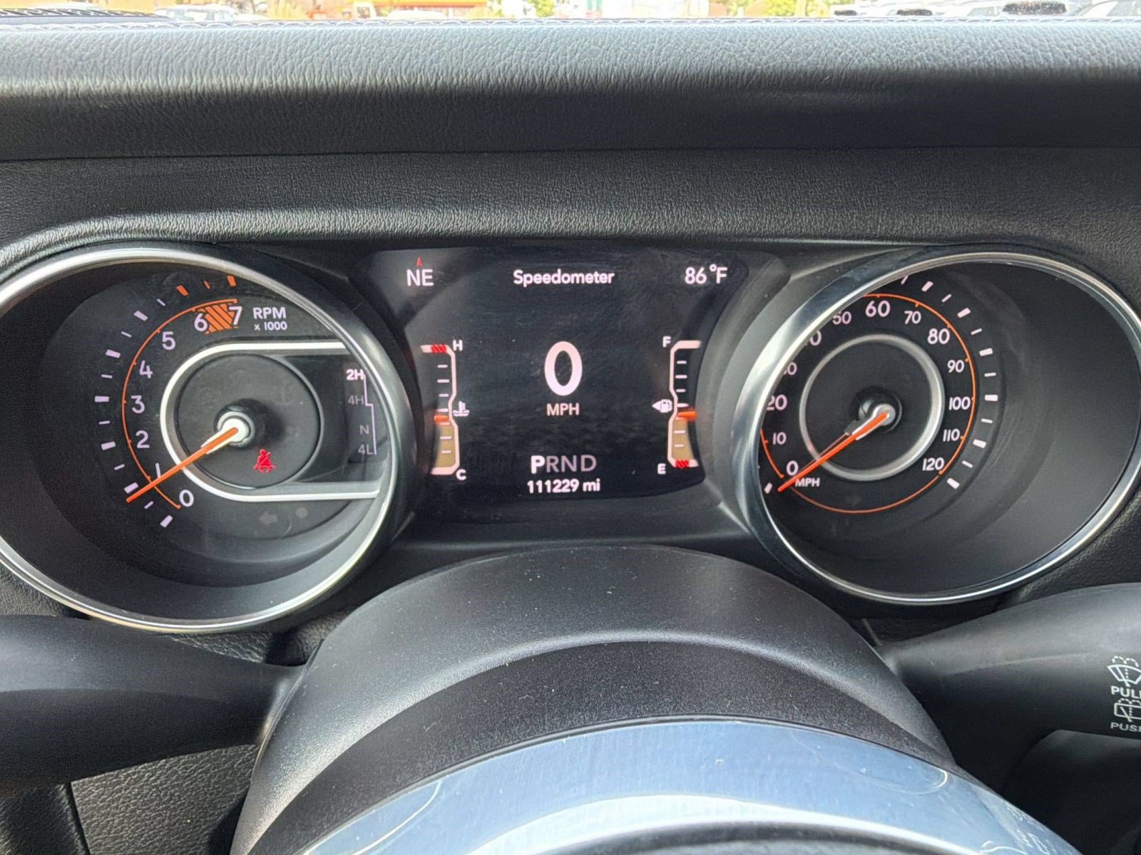 Used 2019 Jeep Wrangler Unlimited Sahara w/ Cold Weather Group AWD/4WD image 20