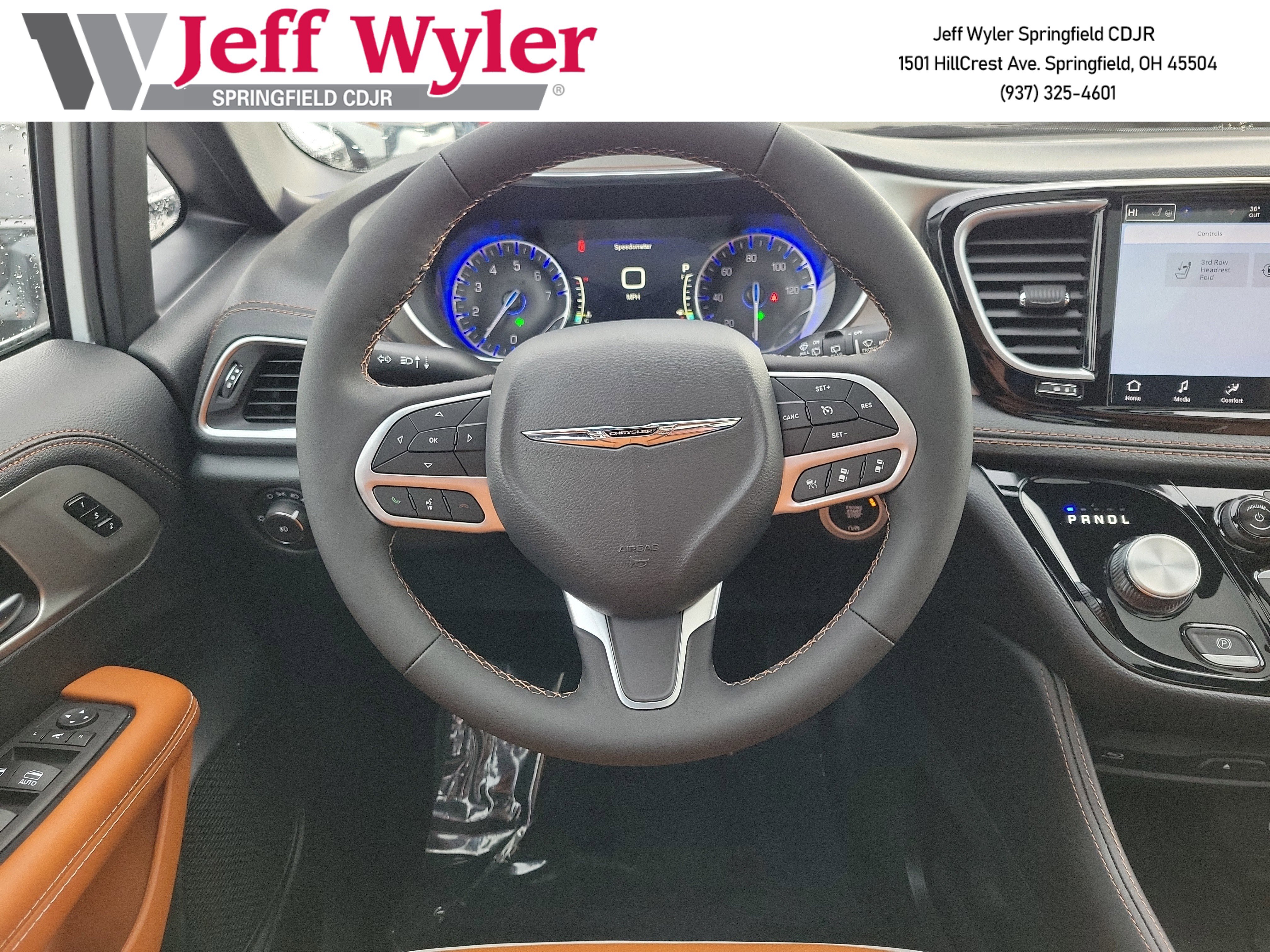 New 2026 Chrysler Pacifica Pinnacle AWD/4WD image 8