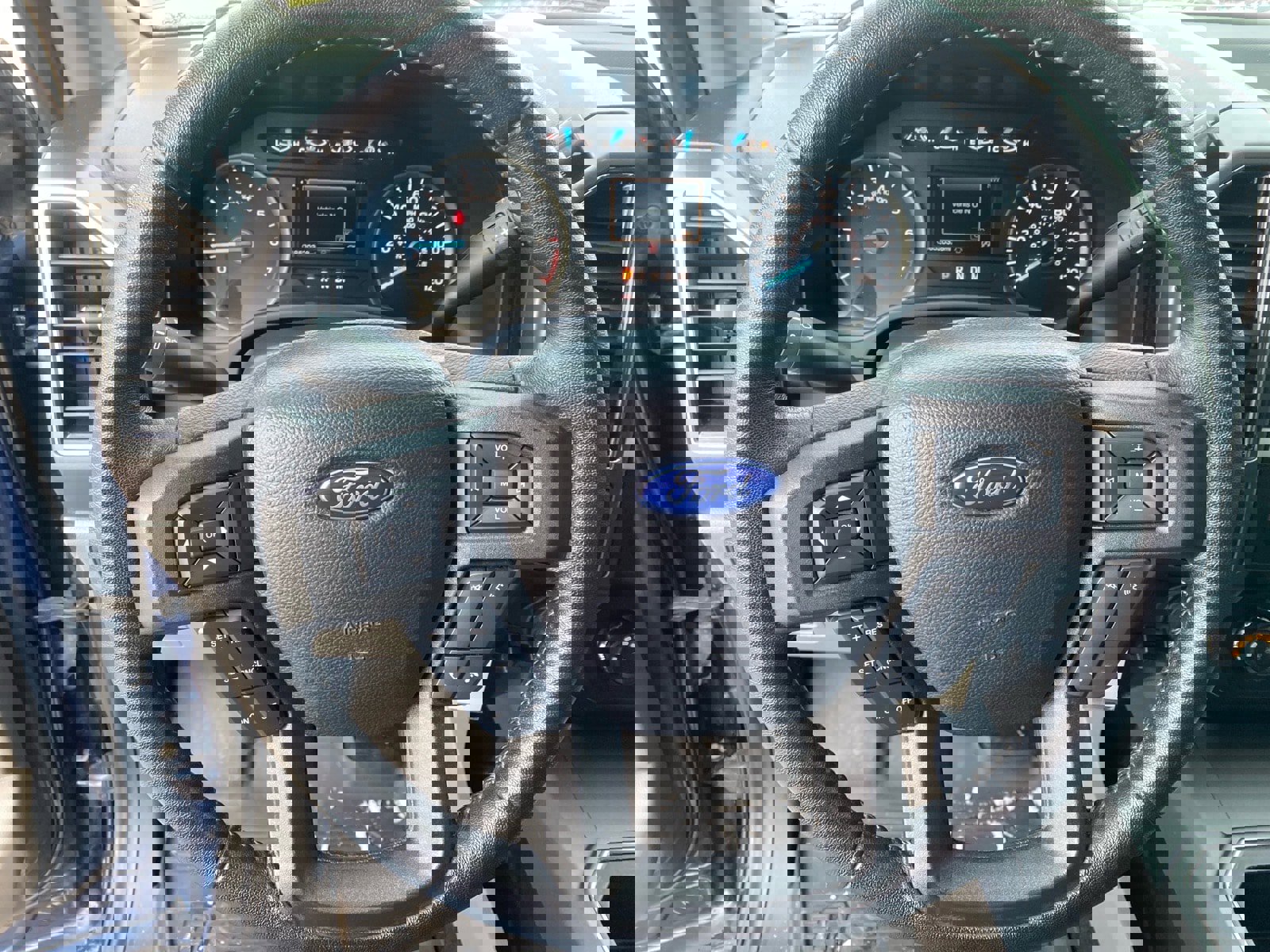 Used 2020 Ford F150 XLT w/ Equipment Group 302A Luxury image 10