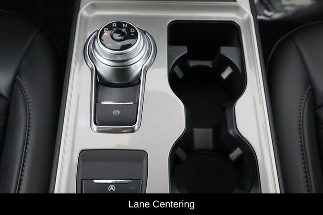 Used 2024 Ford Edge SEL image 13