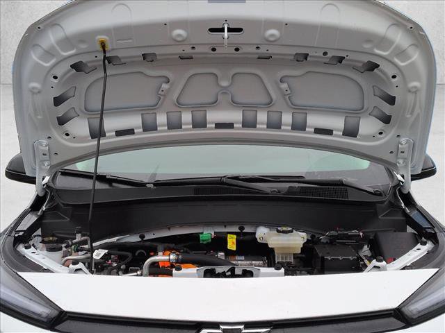 New 2027 Chevrolet Bolt RS FWD image 17