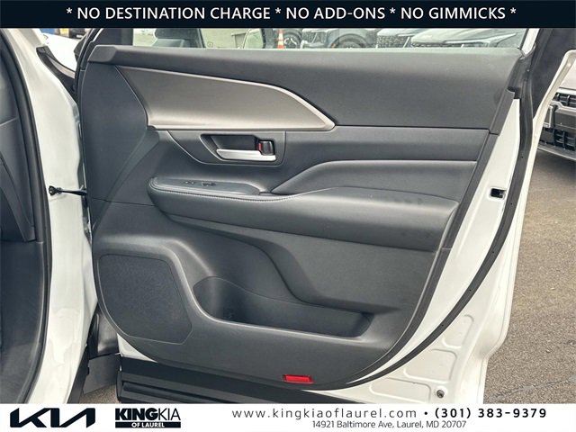 Used 2024 Toyota Grand Highlander XLE image 15