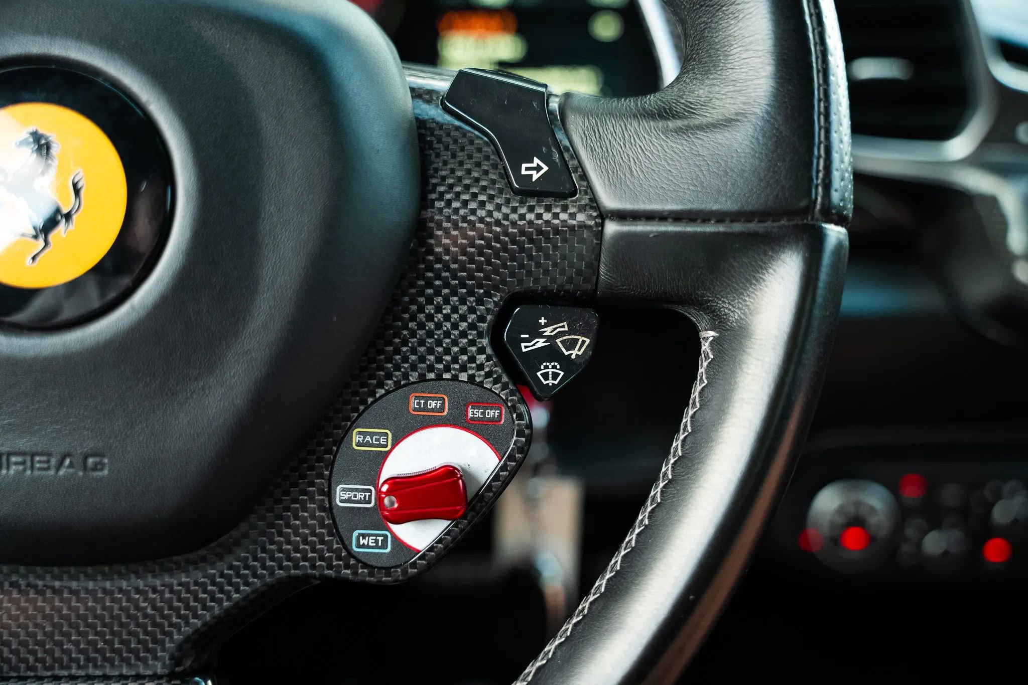 Used 2011 Ferrari 458 Italia Coupe RWD image 48