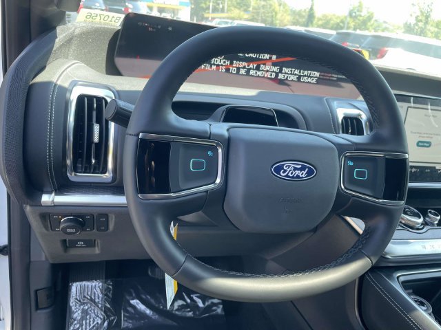 New 2027 Ford Expedition Platinum w/ Stealth Performance Package AWD/4WD image 15