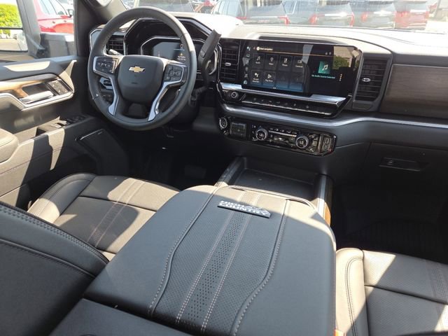 New 2026 Chevrolet Silverado 2500 High Country w/ High Country Premium Package AWD/4WD image 32