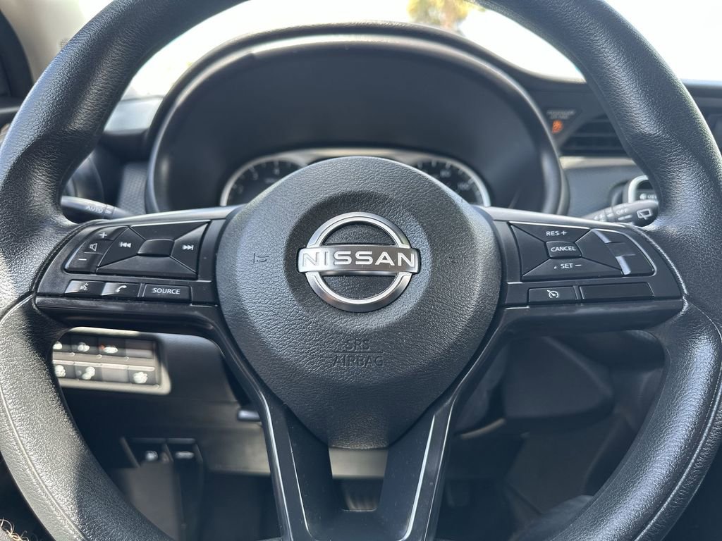 Used 2023 Nissan Kicks S FWD image 21
