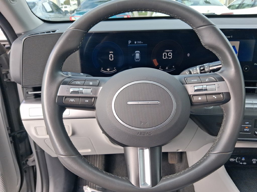 Used 2025 Hyundai Kona SEL AWD/4WD image 18