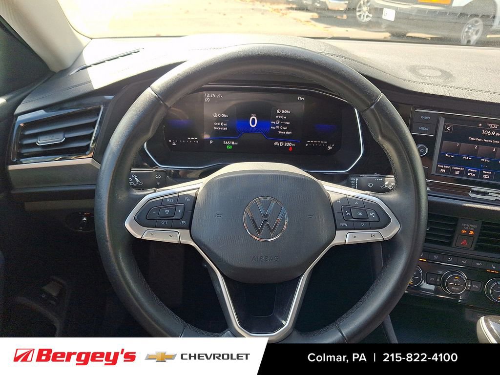 Used 2024 Volkswagen Jetta SE image 21