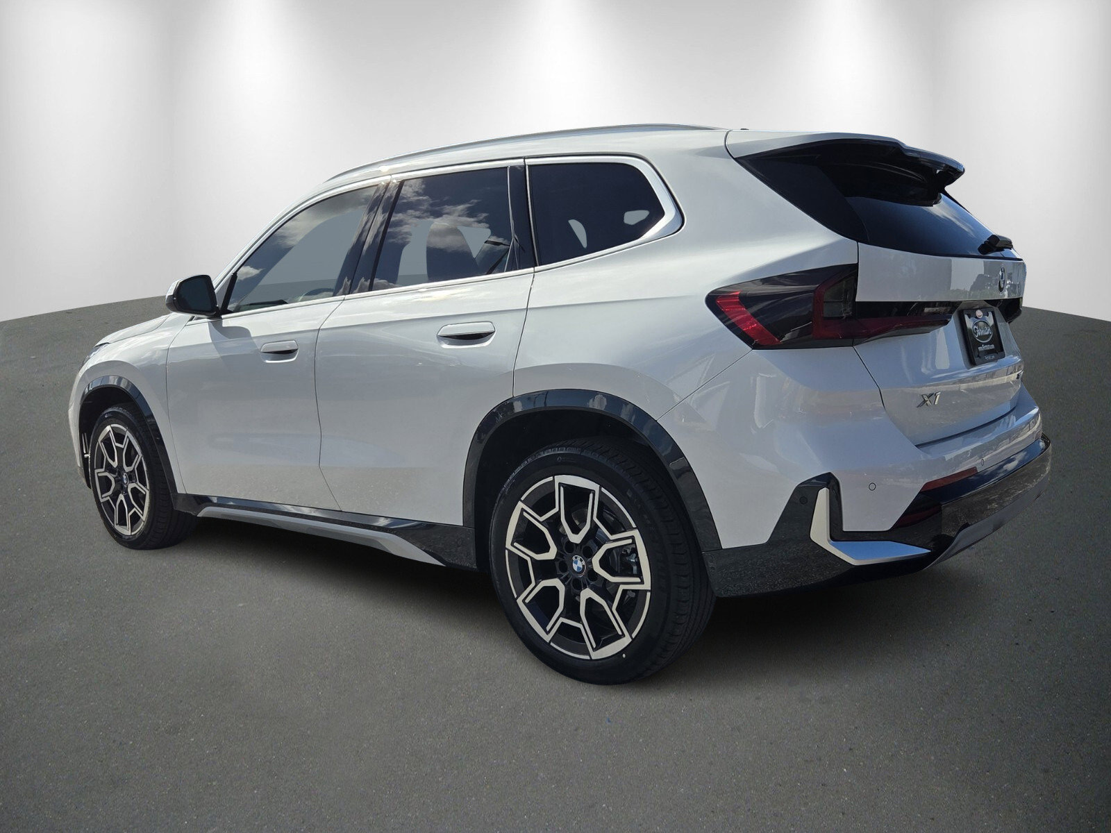 New 2026 BMW X1 xDrive28i w/ Convenience Package image 5