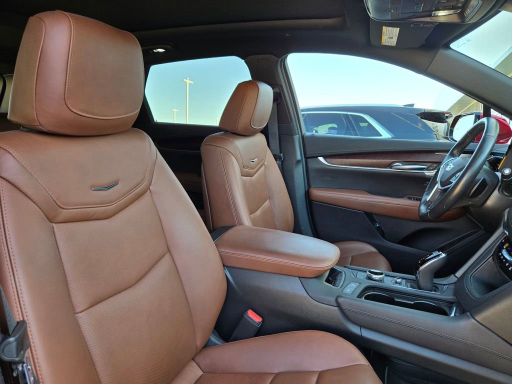 Used 2023 Cadillac XT5 Premium Luxury w/ Technology Package image 30
