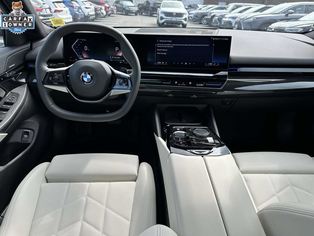 Used 2024 BMW 530i xDrive w/ Convenience Package AWD/4WD image 12