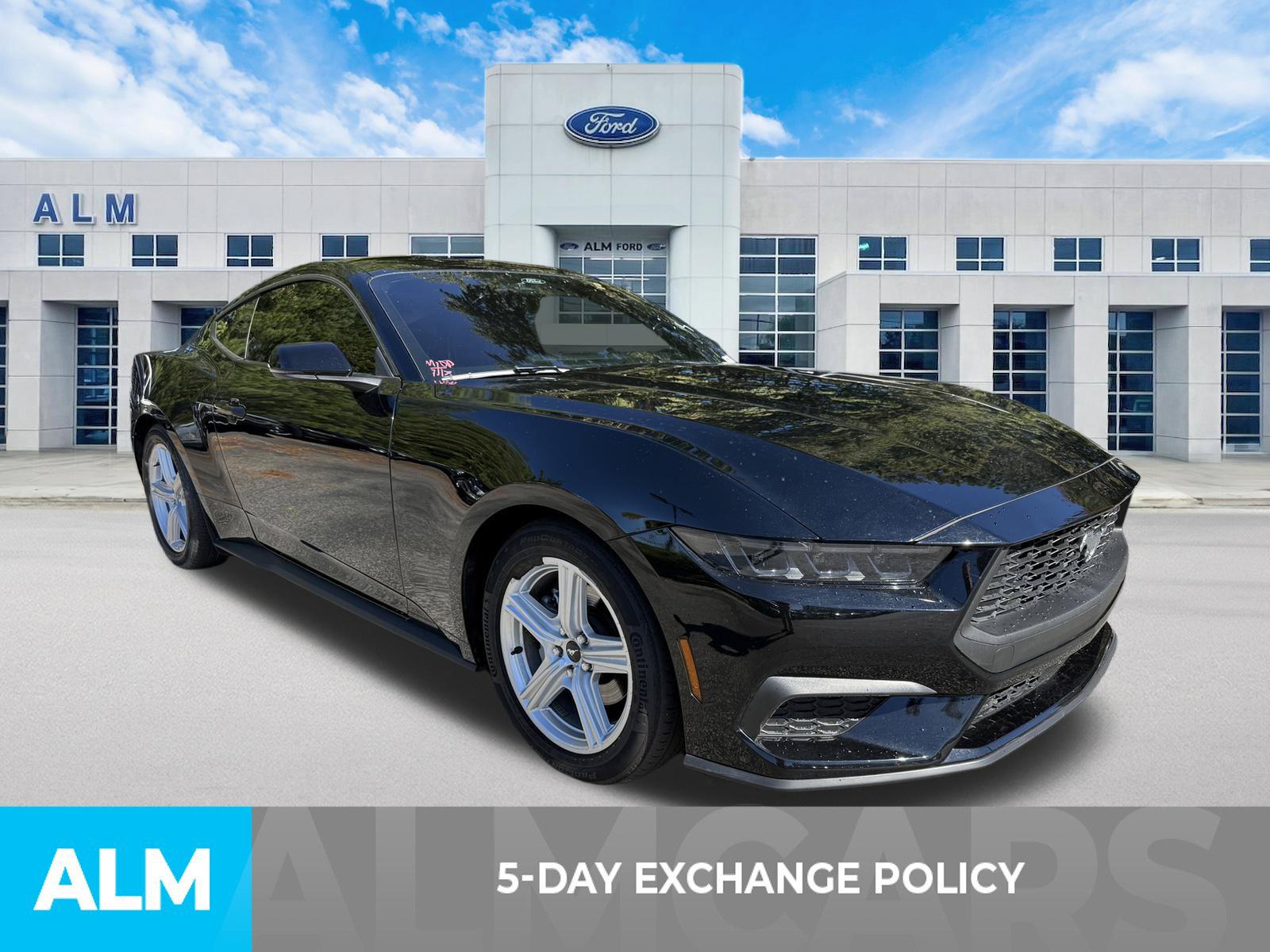 Used 2026 Ford Mustang Premium RWD image 3