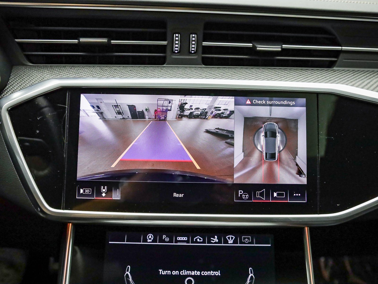 Used 2024 Audi RS 7 Performance w/ Bronze Edition image 36