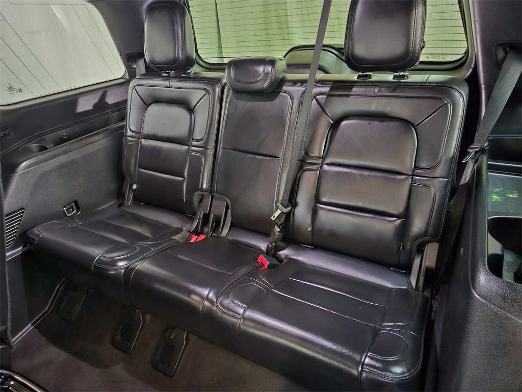 Used 2019 Lincoln Navigator Reserve image 19