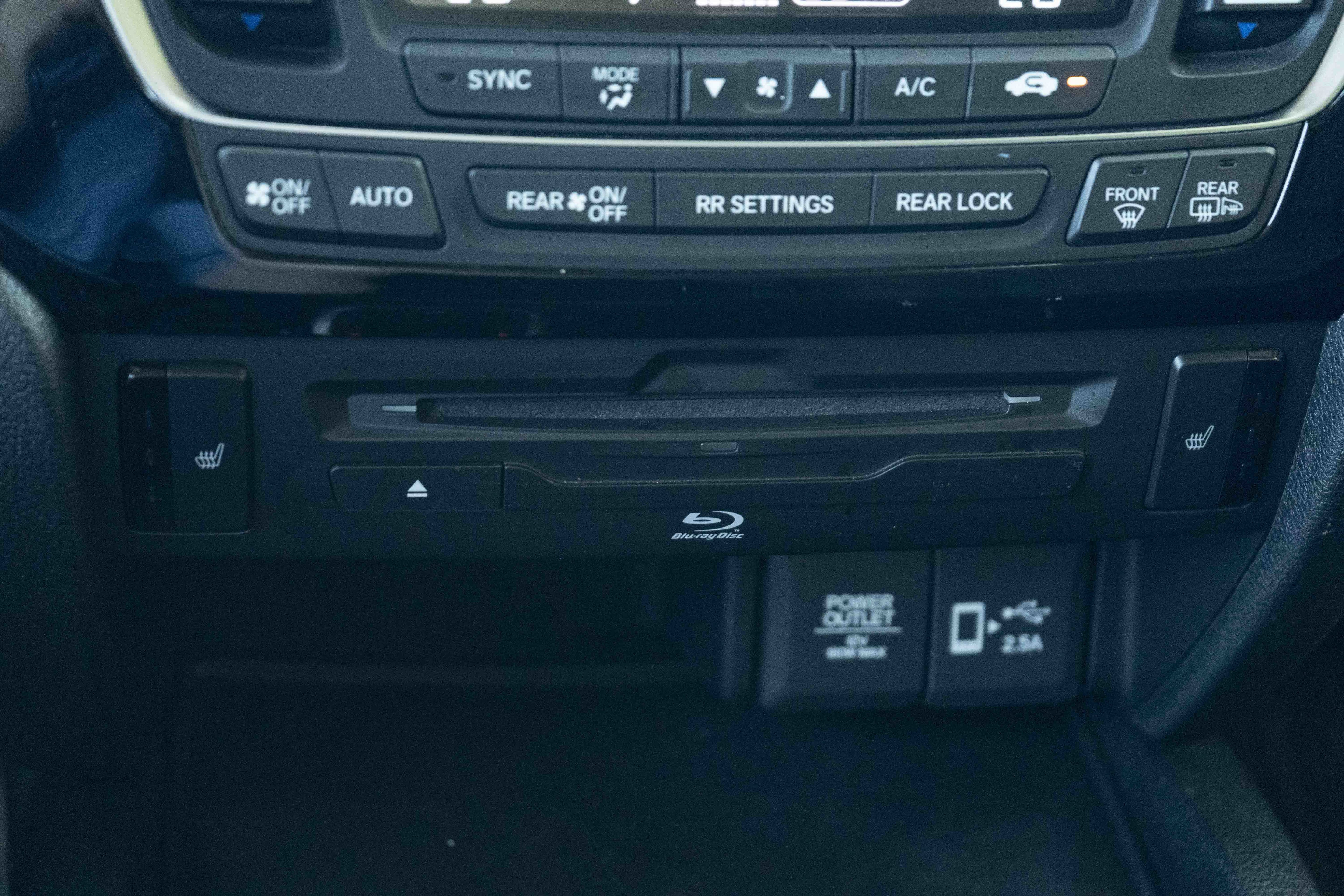 Used 2022 Honda Pilot Touring image 33
