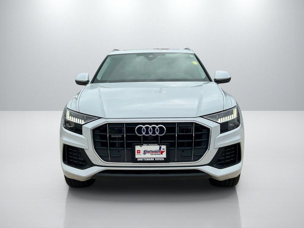 Used 2023 Audi Q8 Premium Plus w/ Premium Plus Package AWD/4WD image 2