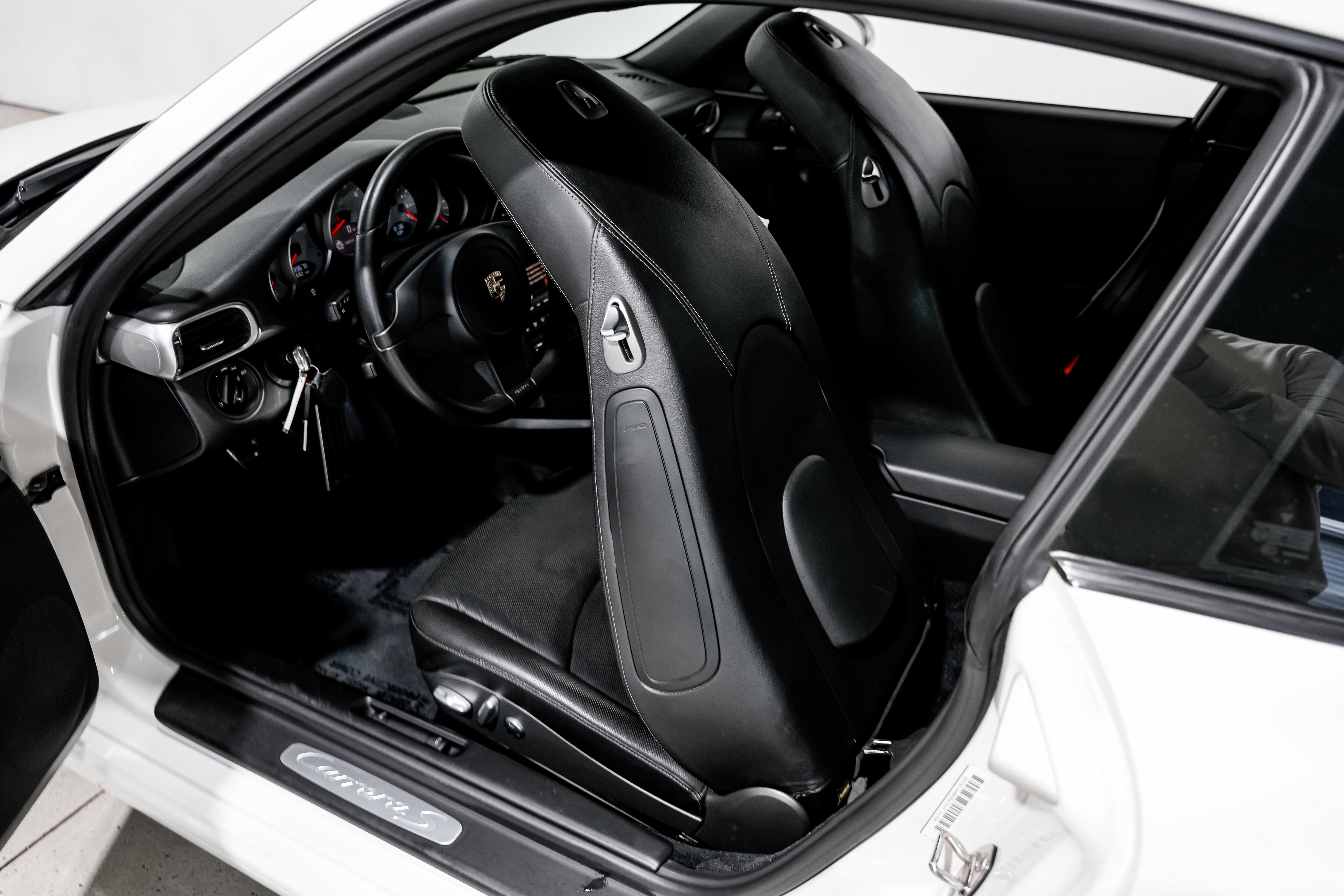 Used 2011 Porsche 911 Carrera S image 18