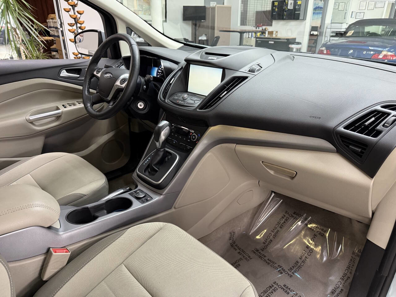 Used 2014 Ford C-MAX SE w/ Equipment Group 203A image 17