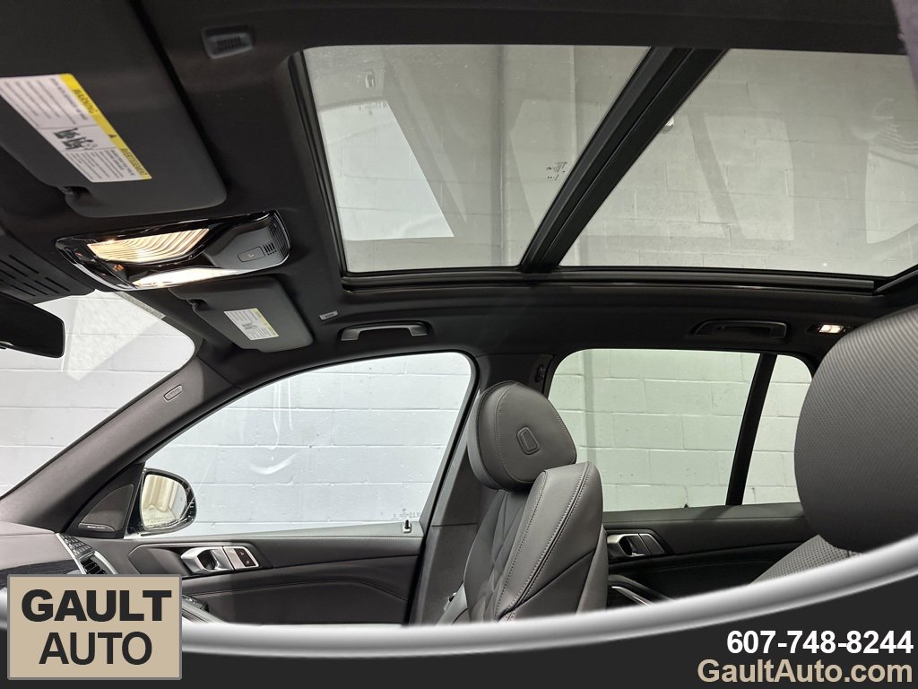 New 2026 BMW X5 xDrive40i w/ M Sport Package image 12