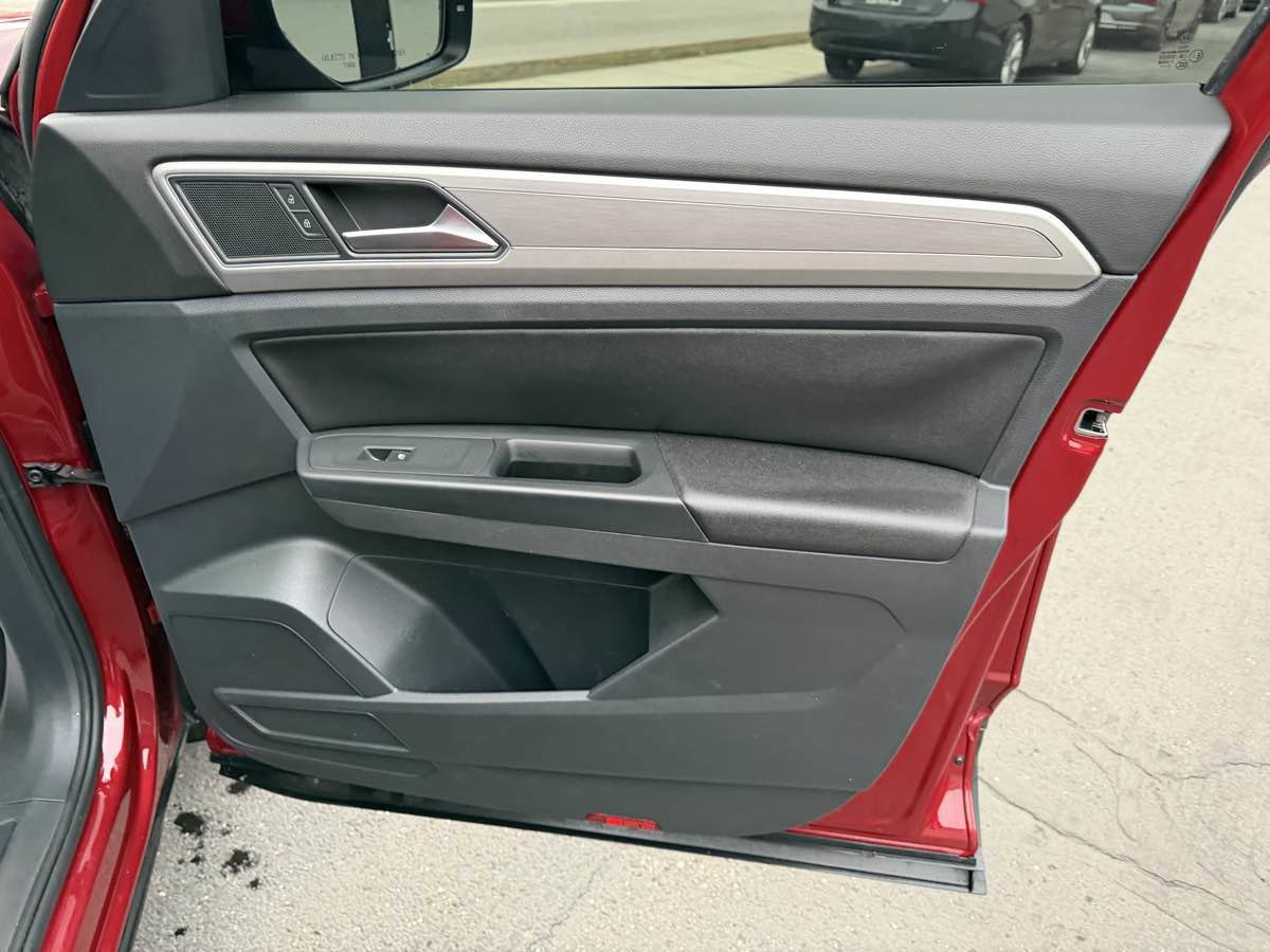 Used 2018 Volkswagen Atlas SE image 22