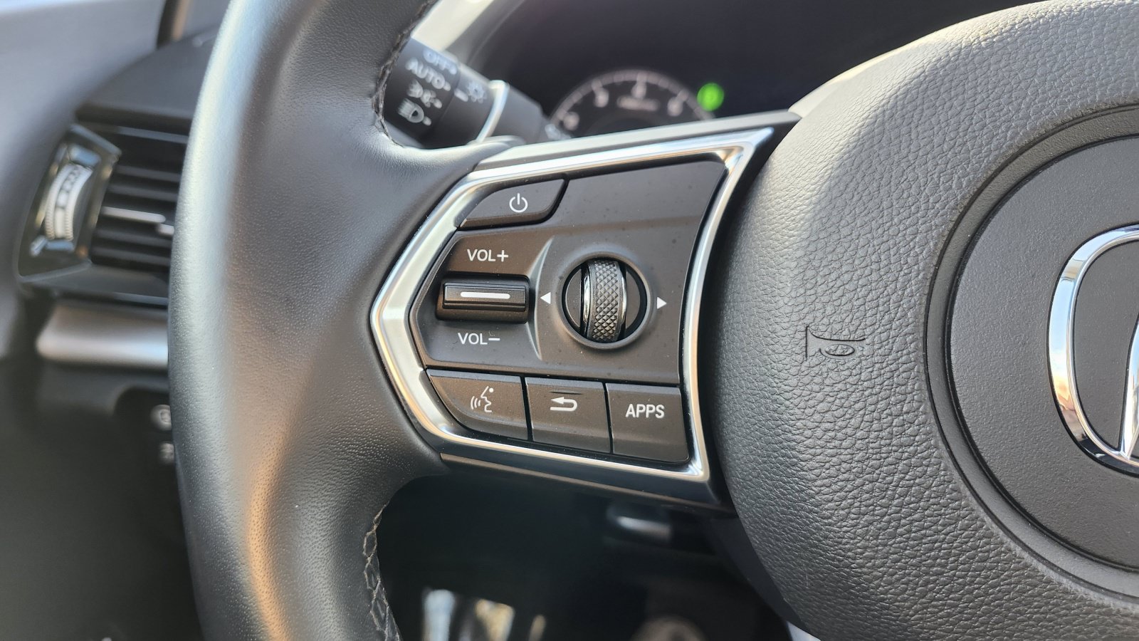 Used 2023 Acura RDX AWD image 38
