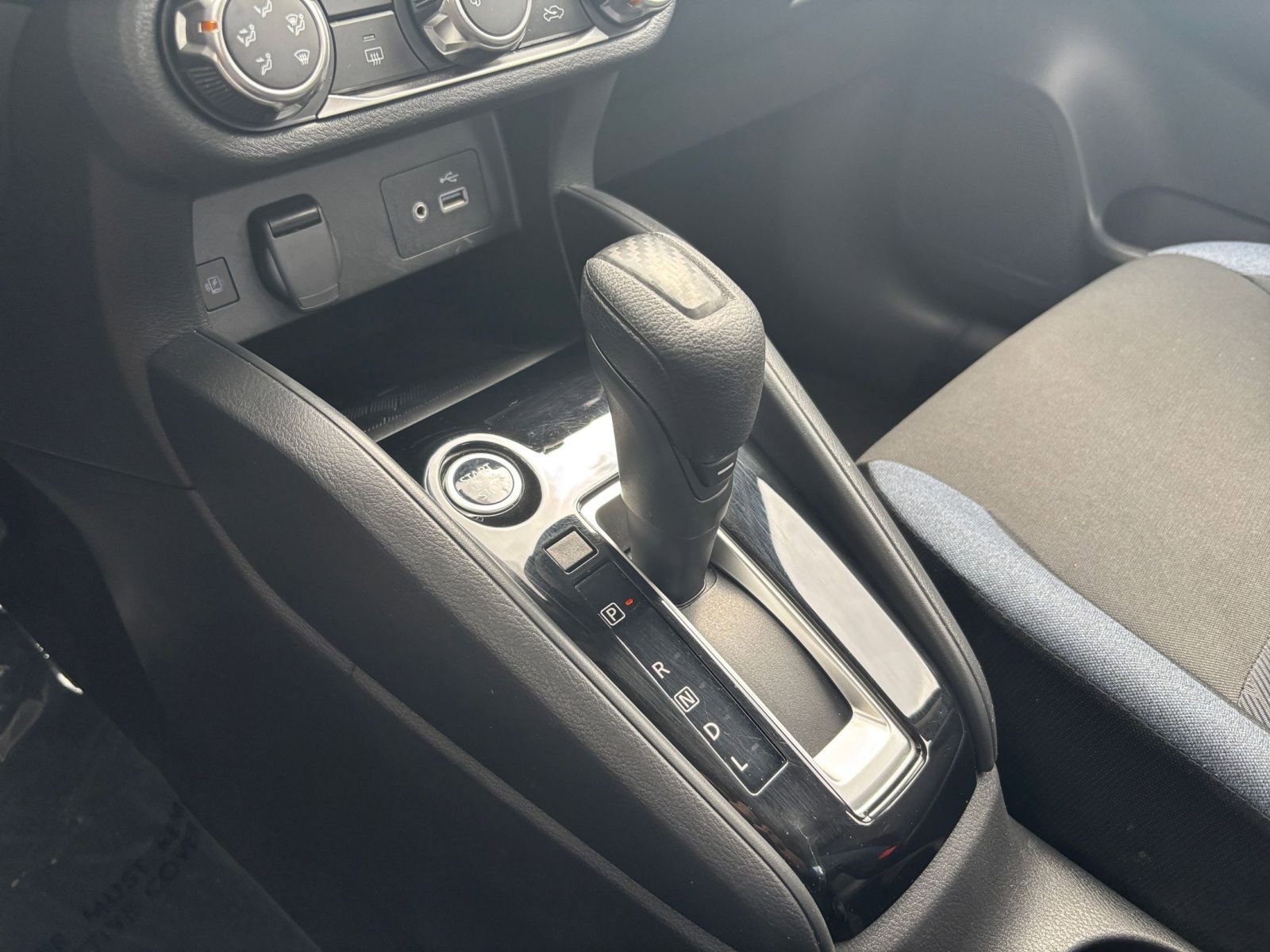 Used 2025 Nissan Versa SV FWD image 39