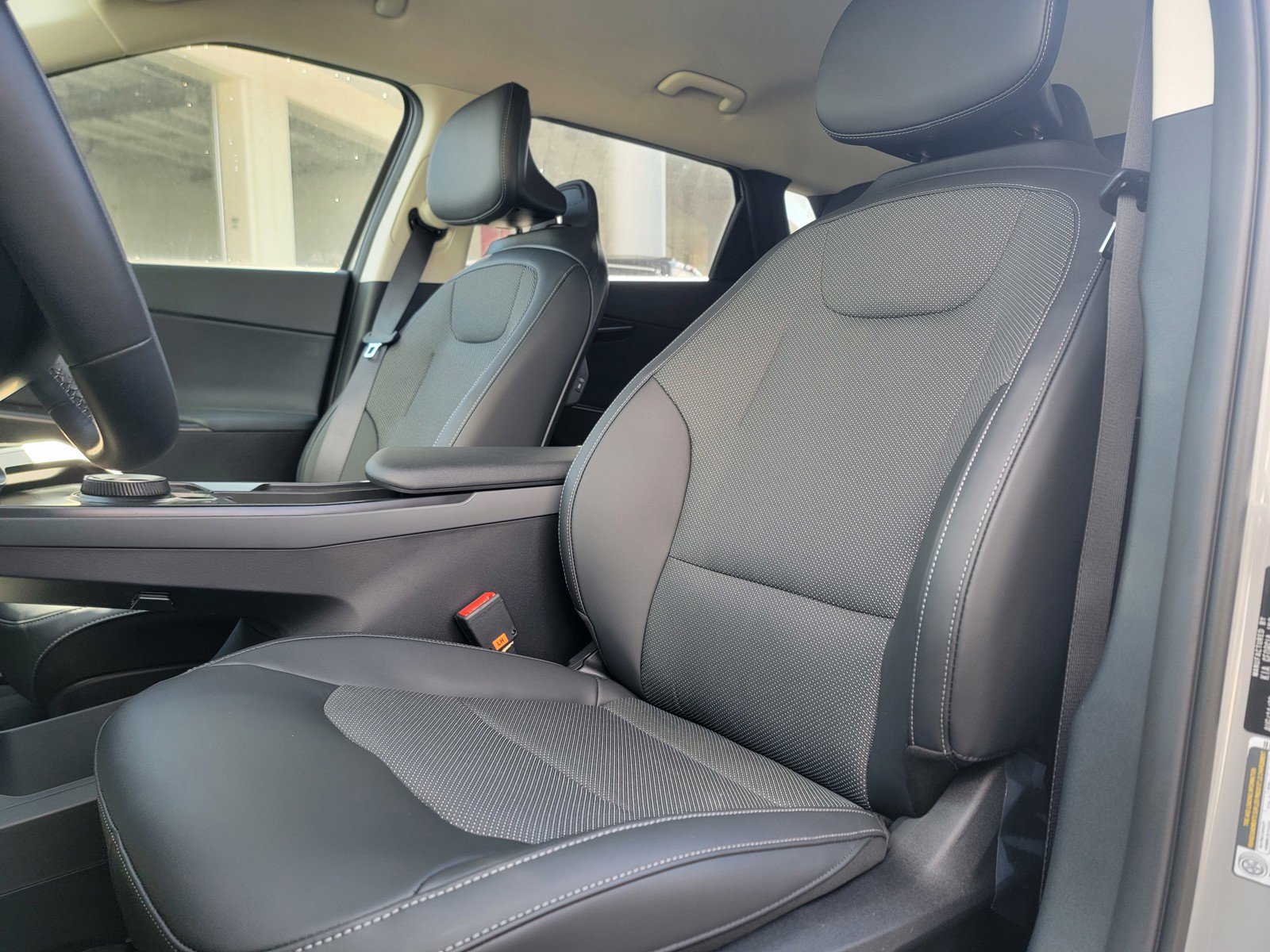 New 2025 Kia EV6 Light w/ Light LR Technology Package image 15