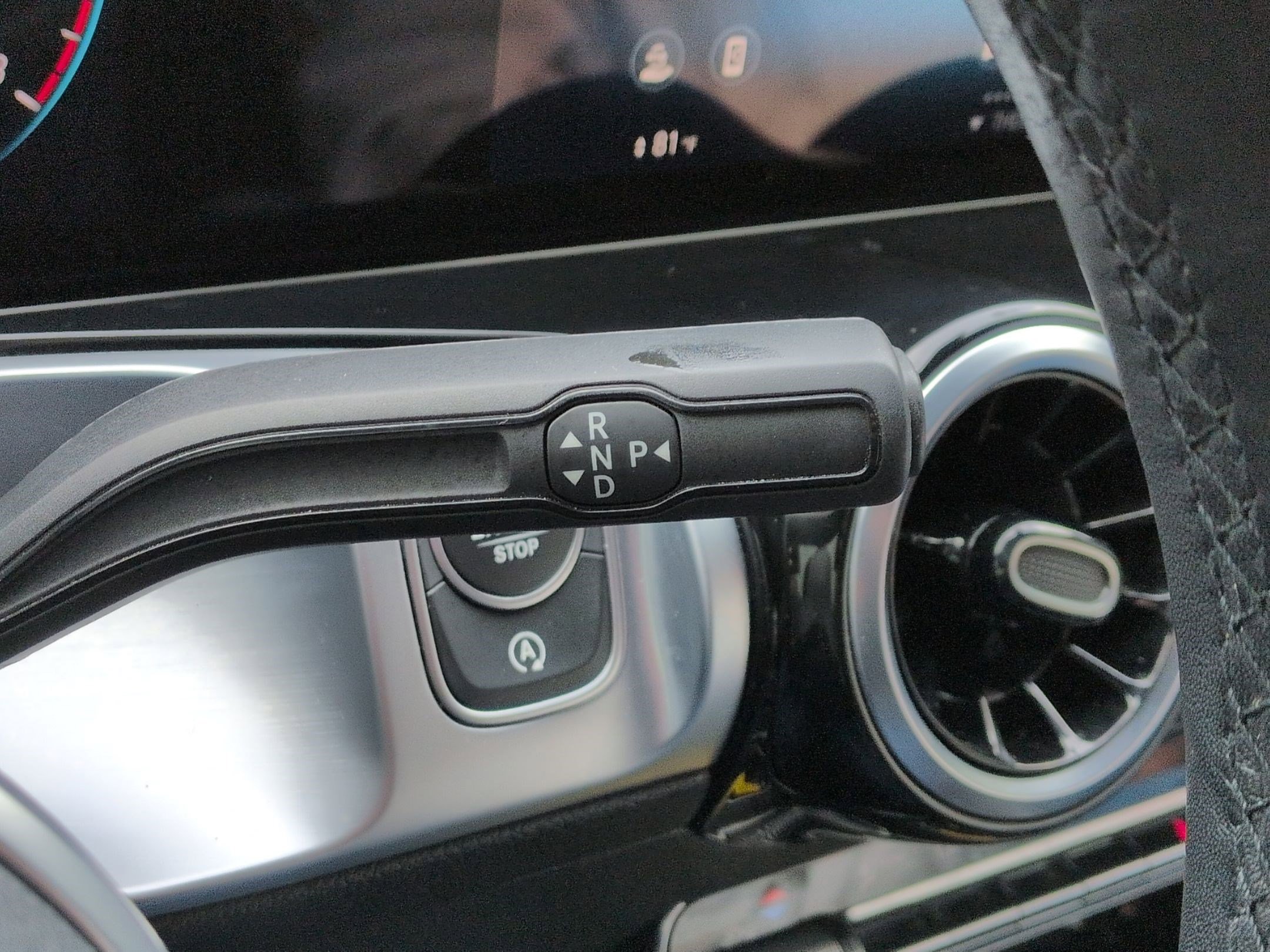 Certified 2023 Mercedes-Benz GLB 250 4MATIC w/ Premium Package image 25