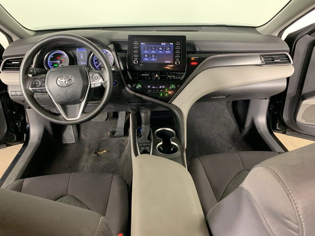 Used 2021 Toyota Camry LE FWD image 32