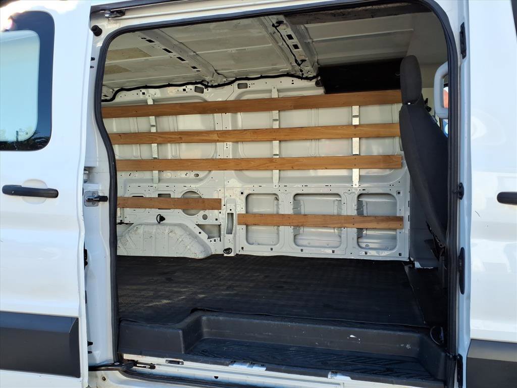 Used 2018 Ford Transit 250 130 Low Roof w/ Exterior Upgrade Package image 6