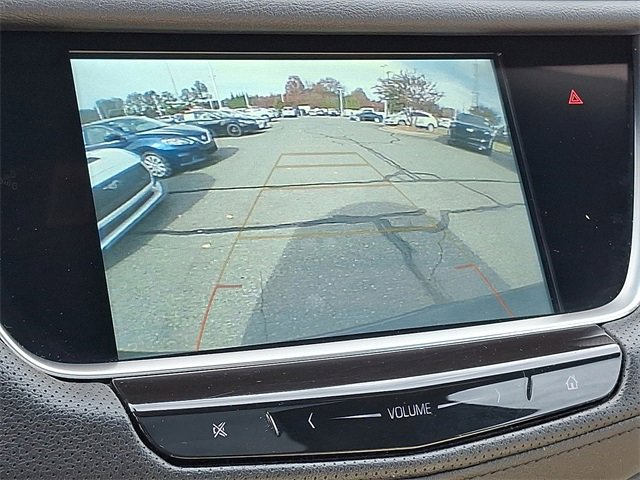 Used 2018 Cadillac XT5 Luxury w/ Driver Awareness Package image 15