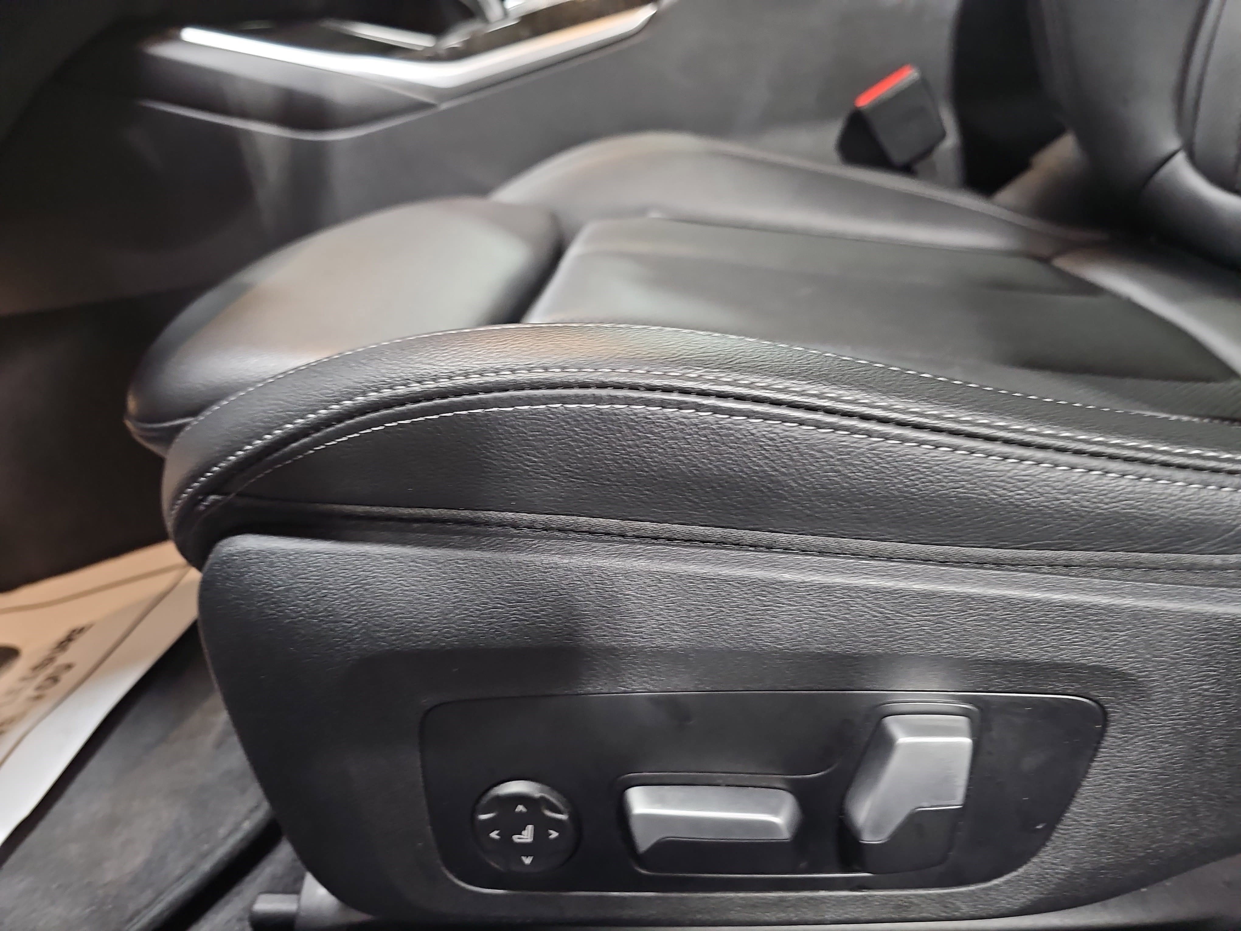 Certified 2023 BMW 430i Coupe w/ Premium Package image 26