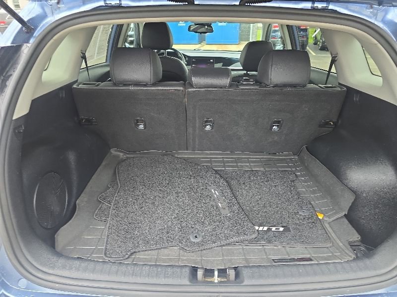 Used 2022 Kia Niro EX Premium FWD image 28