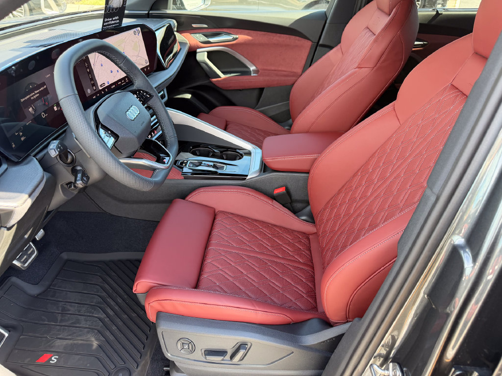 New 2026 Audi SQ5 Premium Plus AWD/4WD image 17