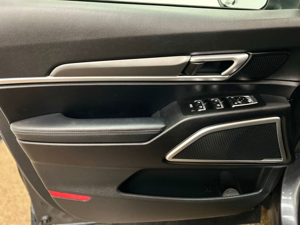 Used 2021 Kia Telluride LX image 11