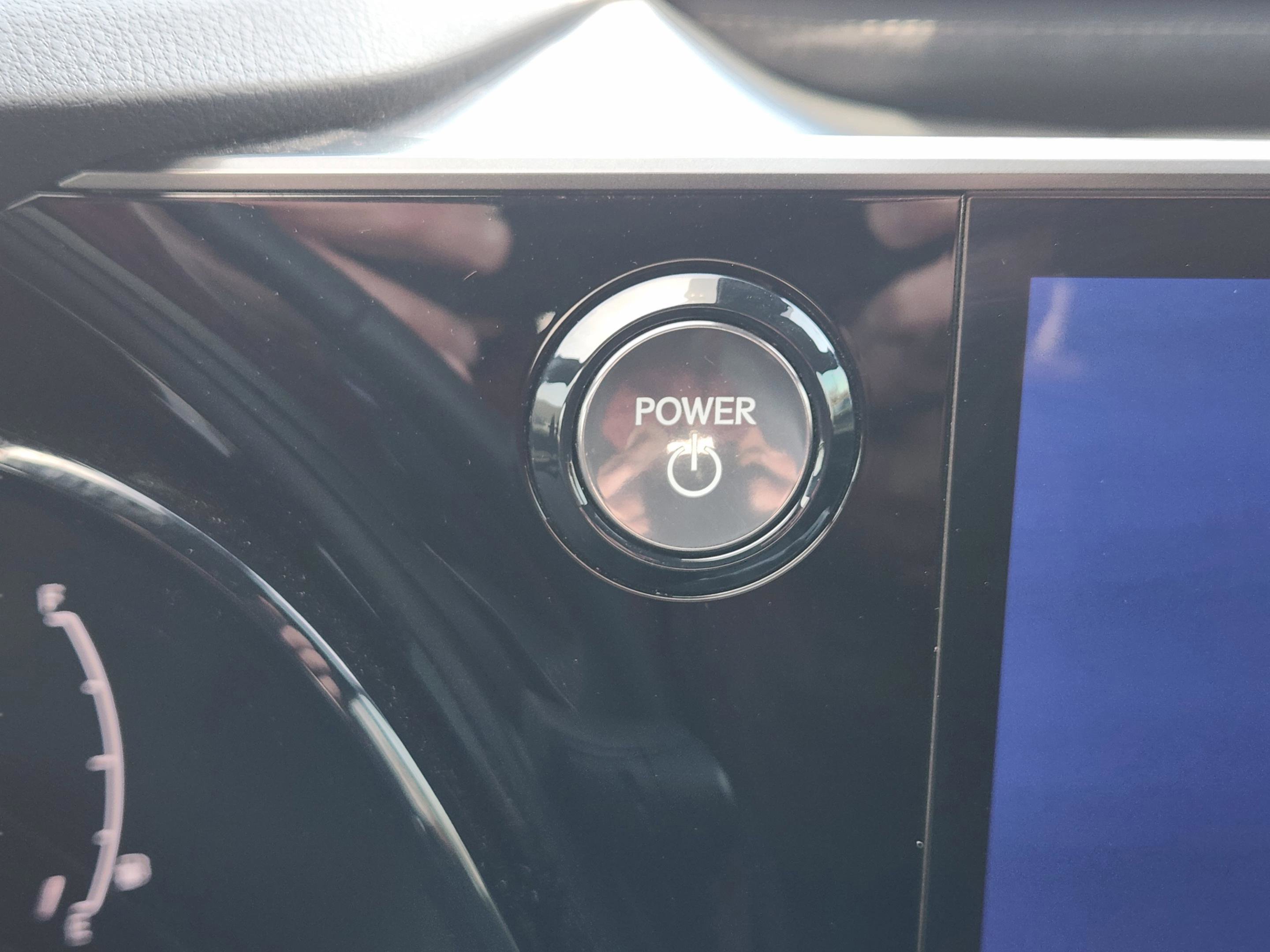 Certified 2024 Lexus RX 500h F Sport w/ Accessory Package (K3) image 12