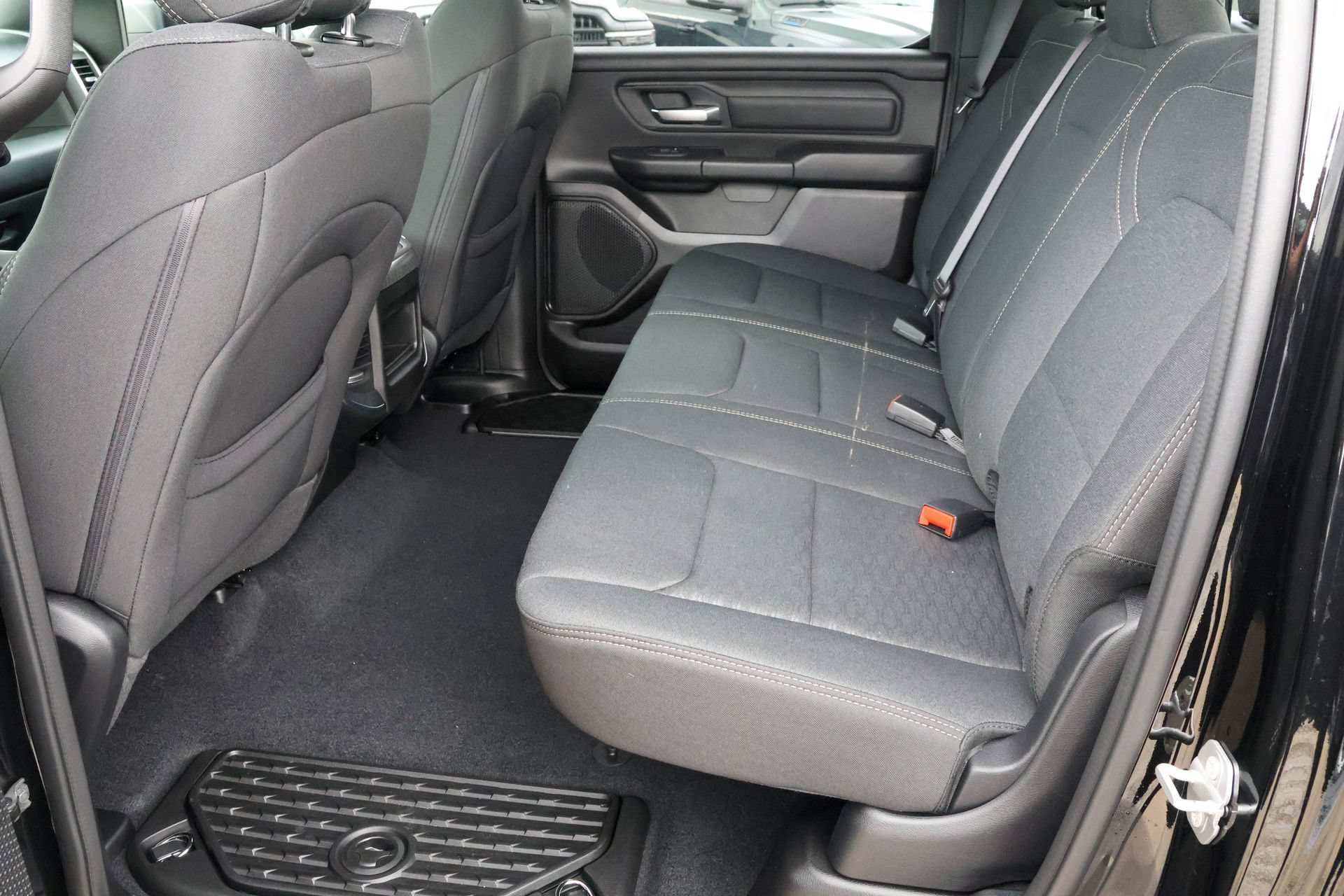 New 2026 RAM 1500 Express AWD/4WD image 40