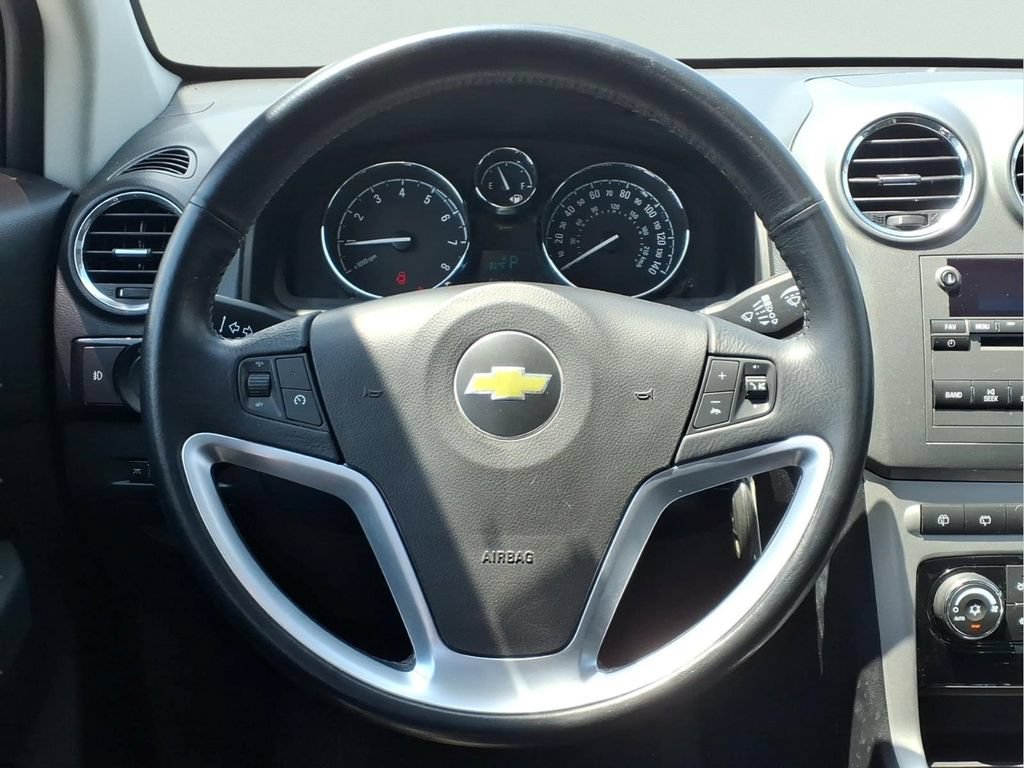 Used 2013 Chevrolet Captiva Sport LTZ FWD image 4