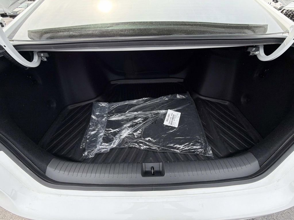 Used 2024 Honda Accord Sport image 13