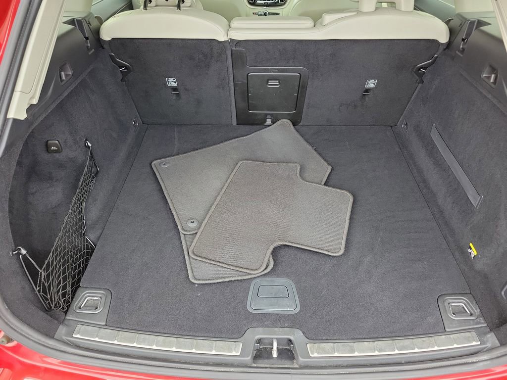 Used 2018 Volvo XC60 T5 Inscription w/ Convenience Package image 8