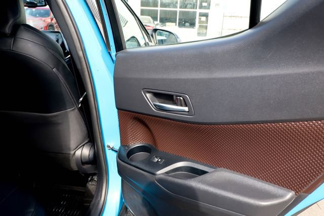 Used 2019 Toyota C-HR Limited image 36