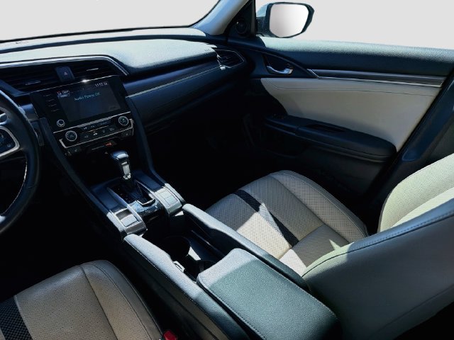 Used 2019 Honda Civic EX-L image 17