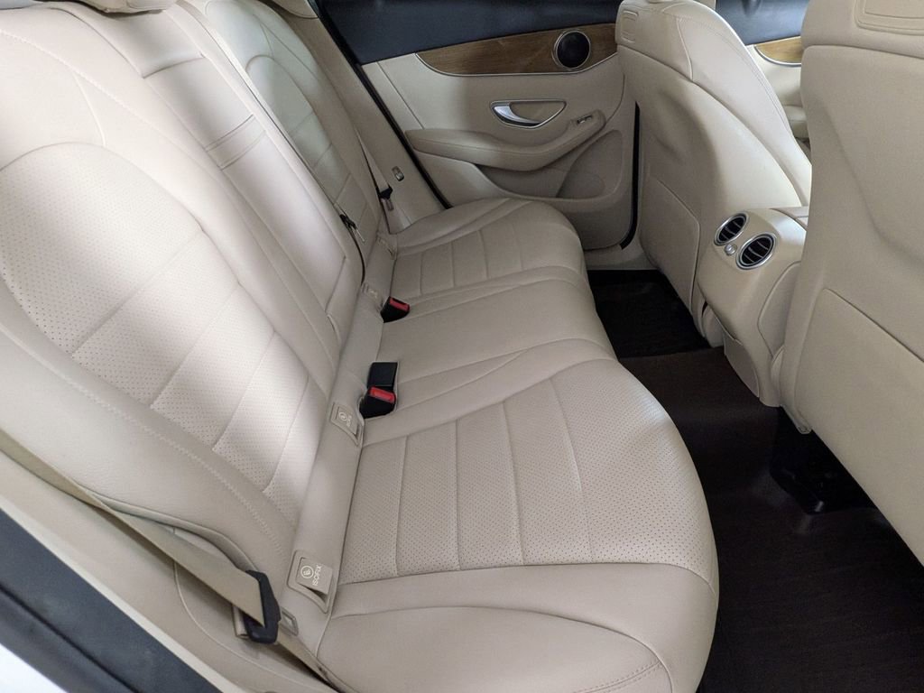 Used 2018 Mercedes-Benz GLC 300 image 27