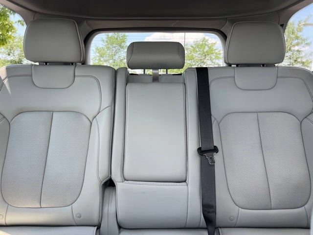 Used 2022 Jeep Grand Cherokee Overland AWD/4WD image 32