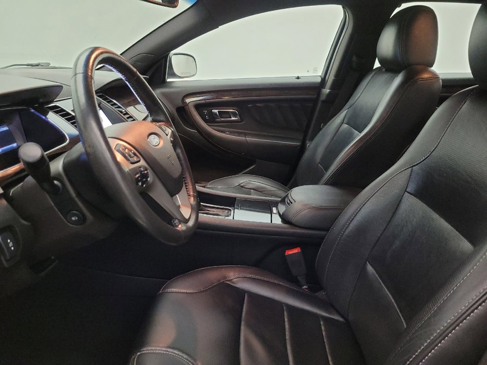 Used 2019 Ford Taurus Limited image 17