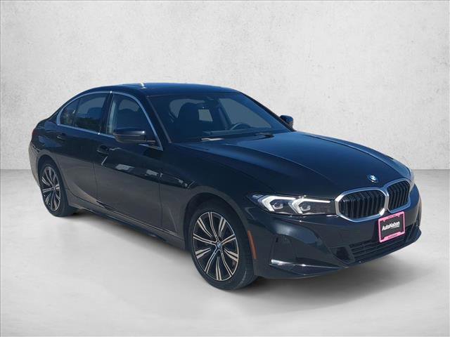 Used 2025 BMW 330i xDrive Sedan image 3